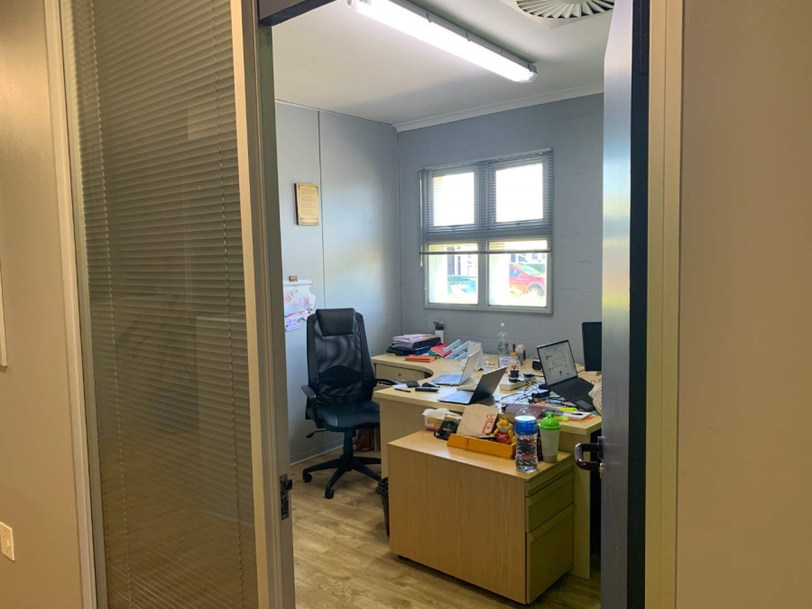 To Let commercial Property for Rent in Pinelands Western Cape